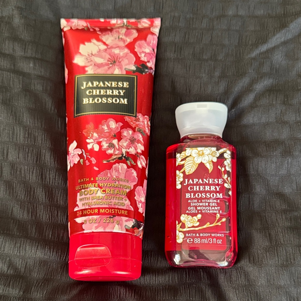 Bath & Body Works Japanese Cherry Blossom Body Cream and Shower Gel  Duo